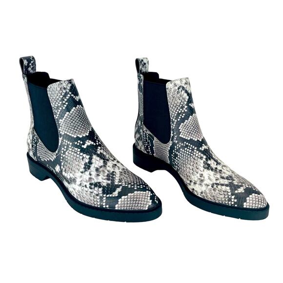 Treasure & Bond Gabriela Women Chelsea Boot Sz 5.5 Faux Leather Snake Print New - Picture 12 of 16